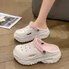Crocs de Solado Grosso para Uso Externo no Verão Feminino Eva Antiderrapante Macio de Solado Baotou Chinelos de Praia