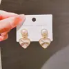 Brincos de Pérola Geométricos com Pino de Prata 925 para Mulheres, Brincos de Franja Modernos, Brincos de Luxo, Brincos Elegantes Retrô Venda por Atacado