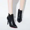 2025 Otoño e Invierno Nuevos Botines Negros Tacón de Aguja Tacones Altos Modernos Versátiles Punta Afilada Botas Nude Botas de Mujer Tendencia Ins