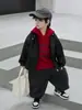 Conjunto de Tres Piezas de Chaqueta de Cuero para Niños de Primavera y Otoño, Atuendo Elegante y Moderno Estilo Coreano para Niños, Ropa de Moda para Niños Pequeños, Comercio Exterior