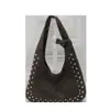 Bolsa Transfronteiriça de Camurça de Veado Feminina 2025 Novo Estilo Fashionável Personalizada com Rebite Bolsa de Motociclista Versátil Bolsa Dumpling Bolsa de Ombro Único para Sobraco