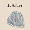 Shorts Listrados Infantis Estilo Verão Capris de Bebê 2026 Novo Estilo Coreano Calças Retas para Meninos Fashionáveis Tendência