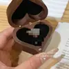 Anillo de Metal Texturizado Europeo y Americano con Brillo de Diamante Personalizado Único Versátil Abierto Ajustable Estilo Frío Unisex Anillo para el Dedo Índice