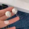 Pendientes Cepillados de Moda Estilo Coreano, Pendientes Metálicos Plateados de Bola Estéreo Geniales, Pendientes Ins Exquisitos y Simples de Alta Gama para Mujer