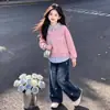 Moda Coreana Moda para Niñas Diseño de Principios de Otoño Sentido de la Personalidad Sudadera con Capucha de Retazos Rayados Solapa Conjunto Versátil de Pantalones Vaqueros Estilo Coreano