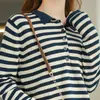 Nova camisa básica listrada de primavera para mulheres, gola polo, algodão puro, blusa de malha de manga comprida, corte solto, estilo coreano, top estiloso
