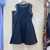 Nanyou Estilo Hepburn Europeo y Americano Vestido sin Mangas con Cintura Fruncida y Adorno de Diamantes Falda Elegante Estilo Francés