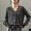 Cardigã de tricô com decote V feminino, novo outono 2026 estilo coreano, simples, fino, manga longa, abotoado, top que emagrece