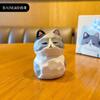 Adornos pequeños de resina con forma de gato, tallados en madera, originales, para decorar coches de juguete y escritorios.