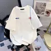 Camiseta Bordada de Manga Curta em Algodão Puro Estilo Retrô Americano para Mulheres, Novo Estilo de Verão com Design de Alta Qualidade, Top Soltinho, Moderno e Artístico