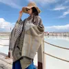 Lago Qinghai Desierto Turismo Chal Grande para Mujer Protección Solar Calidez Lago Salado de Chaka Estilo Étnico Capa Cárdigan de Punto Chaqueta
