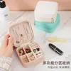 Porta-Joias Portátil Viagem Sofisticado Exquisito Compacto Brincos Anel Colar Brincos Joias de Mão Mini Caixa