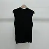 Top estilo Miyake para mujer, verano, sensación de alta gama, elegante, color liso, simple, apto para ir al trabajo, versátil, adelgazante, camiseta sin mangas tipo chaleco