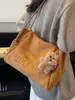 Bolso tote de ante de gran capacidad, nuevo de otoño, para mujer, 2026, de moda, de alta gama, casual, para hombro o axila