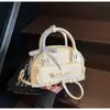 Bolsa Pequena Casual para Mulheres 2025 Nova Bolsa de Ombro Versátil de Nicho Bolsa Transversal Estilo Coreano Moda Bolsa Carteiro Bolsa Quadrada Pequena