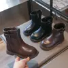 Botines de piel para niños, estilo Martin británico, para niñas, de otoño e invierno, con correa de hebilla, suela suave, tobilleras, versátiles y estilizan, con cremallera lateral