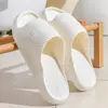 Chinelos Feeling Masculinos para Verão Eva com Solado Grosso Casuais para Casa Banheiro Sandálias Antiderrapantes para Casais com Pés Sem Cheiro