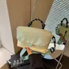Bolso de axila de alta calidad transfronterizo para mujer, nuevo bolso cruzado de un solo hombro de nicho 2026, bolso cuadrado pequeño versátil