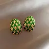 Brincos Florais Vintage Retrô com um Toque de Luxo Leve e High-End, Design de Tarraxa com Franjas, Brincos Versáteis Atacado