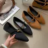 Sapatos baixos retro de camurça com bico fino para mulheres, novo estilo outono 2026, franceses de sola macia, confortáveis para usar o dia todo, sapatos pretos para o trabalho