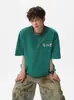 Camiseta masculina de manga curta tie-dye verde escuro bordada, top casual pesado estilo americano de verão com gola redonda, tendência de caimento solto, meia-manga