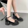 Sapatos Mary Jane Retro Franceses Versáteis 2024 Outono Nova Moda Sapatos de Camada Única com Laço Mocassins com Fivela de Pérola