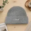Gorro de lana de punto con bloques de color estilo ins coreano para hombre y mujer, nuevo modelo de otoño e invierno, cálido, versátil, casual, gorro de moda