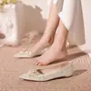 Sapatos de Casamento para Gestantes, Sapatos de Noiva Planos, Cor Champanhe, Vestido de Noiva Principal com Cristais 2025, Estilo Dupla Utilização, Salto Baixo, Confortáveis para os Pés