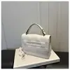 Nuevo bolso de hombro ligero, brillante, de estilo europeo y americano con diseño de letras bordadas, moderno y chic, estilo coreano