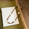 Collar de Flor y Hoja de Cuentas de Cristal Bohemio, Cadena para Clavícula Fresca y Dulce, Joyería de Lujo Ligero y de Alta Gama para Mujeres