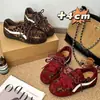 Aumento de Altura Interior Estilo Americano 4cm Estampado de Leopardo Versátiles Retro Zapatos de Entrenamiento Moral para Mujer Otoño 2025 Nuevos Zapatos de Carrera