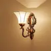 Lámpara de Pared LED Estilo Retro Minimalista Europeo Bronce Rojo Lámpara de Mesita de Noche para Dormitorio Iluminación de Pared para Fondo de TV en Sala de Estar