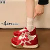 En stock~Zapatillas de entrenamiento rojas alemanas con cordones hacen que los pies parezcan más pequeños, zapatillas Forrest Gump, zapatillas de mujer, nuevo estilo 2026, zapatillas deportivas casual versátiles