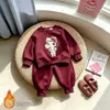 Conjunto de moletom com tema de dopamina e calça de moletom para meninas, adequado para usar no outono, disponível para atacado para crianças de vários tamanhos