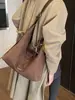 Bolsa tote minimalista de inverno transfronteiriça para mulheres, novo estilo 2026, grande capacidade, moda retrô, bolsa transversal versátil para o dia a dia