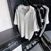 Top de Malha Respirável com Recortes de Verão para Homens Design Casual Solto Retro Americano Gola Lapela Manga Curta Tendência