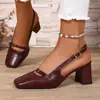 Sandalias de punta cerrada estilo francés con hebilla y talón descubierto, zapatos de tacón alto, nuevos zapatos Mary Jane versátiles de tacón grueso estilo vintage 2026