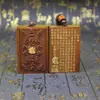 Colgante tallado a mano y dorado hecho de madera de azufaifo natural golpeada por un rayo, con la inscripción "Serenidad y Bendiciones de Zhao Gongming", adecuado para un pequeño altar
