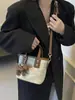 La Popular Bolsa Bandolera Tipo Cubo de Este Año para Mujer 2025 Nueva Moda Bolso de Hombro de Contraste Bolso Cruzado de Nicho de Gama Alta