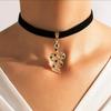 Accesorios Yongge Estilo Europeo y Americano Gótico Collar Corto de Terciopelo con Forma de Serpiente Gargantilla de Moda Cadena para Clavícula