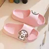Sandalias Infantiles Nuevas de Dibujos Animados Qidashun para Niños y Niñas, Tallas 30-35, Sandalias de Zapatos Infantiles de Verano Engrosados para Uso en Casa