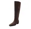 Botas Longas Plissadas Casuais de Moda de Nicho 4,5cm Outono/Inverno 2026 Novas Botas de Cavaleiro de Bico Quadrado Salto Grosso Acima do Joelho Femininas