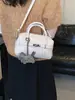 Bolso Boston Retro de Alta Gama Transfronterizo para Mujer 2026 Nuevo Bolso de Mano de Moda Bolso de Hombro Bolso Cruzado Simple para Viajes