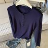 Camiseta Feminina Macia e Encerada com Meio Botão, Franzido na Cintura e Manga Longa para Outono e Inverno, Elástica, Slim Fit, Versátil, Curta para Usar por Baixo