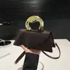 Bolso de Mano para Mujer Único Hermoso Bolso de Hombro 2024 Otoño Nuevo Diseño de Nicho Bolso Cuadrado Pequeño Bolso Cruzado Estilo Occidental