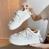 Zapatillas Deportivas de Moda Nuevas para Mujer 35-40, Zapatos Blancos de Cuero con Suela Gruesa, Zapatos Modernos para Estudiantes, Envío Directo de Una Pieza