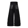 Calça Jeans Wide-Leg Inspirada em Designers com Vibe Hippie, Moderna e Única, Apresentando Patchwork de Couro PU, Fechamento por Botão e Design Longo até o Chão para Homens