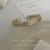 Pulsera Hueca de Estilo Lujo Accesible de Alta Gama Francés para Mujer Diseño Simple Nicho Versátil Casual Pulsera Abierta Anillo Liso