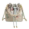 Bolso Cubo de Perlas de Moda Estilo Chino Nuevo para Mujer con Bordado de Lazo, Bolso Cruzado de Cadena Sencillo y Moderno