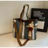 Bolsa Grande Feminina 2023 Nova Moda Bolsa de Lona Listrada Commuter Tote Bag Trendy Shoulder Crossbody Mummy Bag